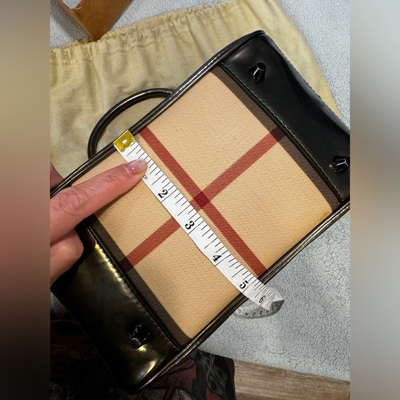 Burberry Beige/Metallic Nova Check PVC Chester Boston Bag used - Picture 15 of 16